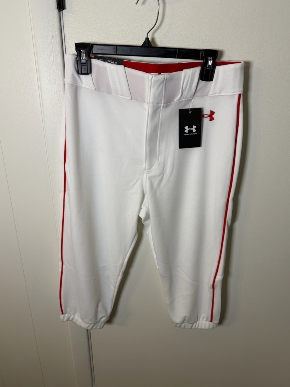 Under Armour White Baseball Pants Red Piping | NWT | Size M